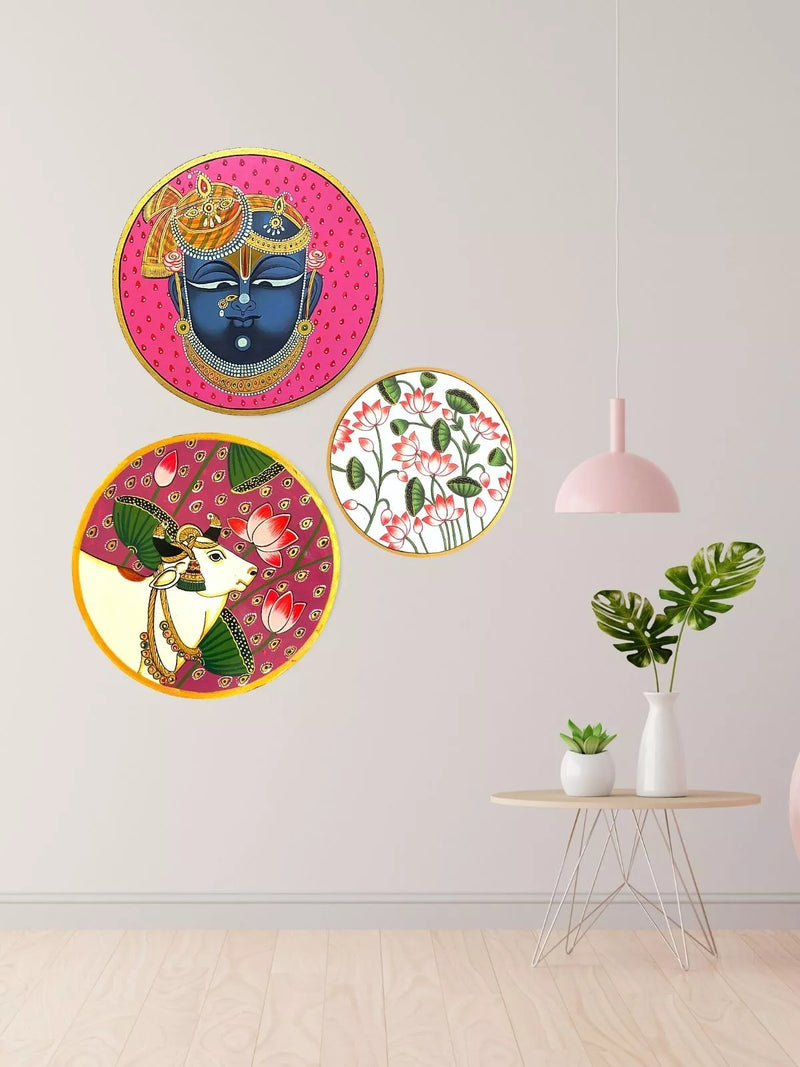 HANDPAINTED SHYAM SUNDAR PICHWAI WALL PLATES (SET OF 3)