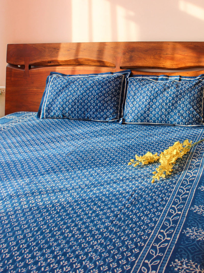 MEDITERRANEAN FLORAL INDIGO BEDSHEET